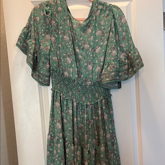 Floral Green Maxi Dress - Picture 5 of 5